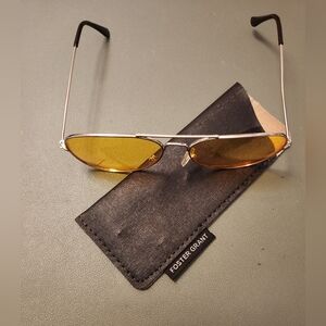 Night Driving Yellow Aviator Sunglasses In Foster Grant Sleeve